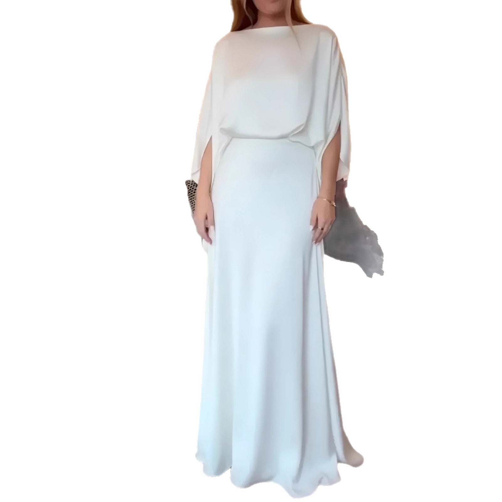 A Sleek Solid-color Satin Dress With Smooth Lines A Sleek Solid-color Satin Dress With Smooth Lines